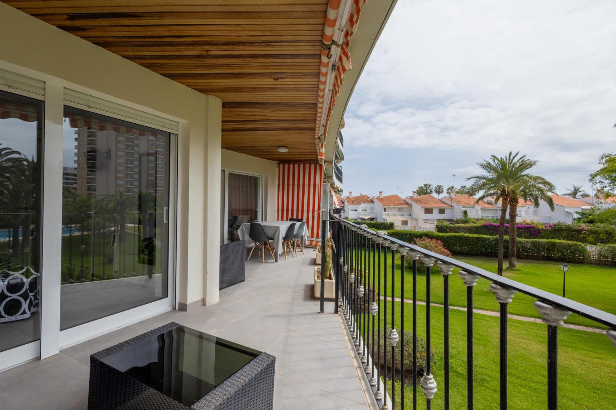 Residencia De Lujo Frente Al Mar Apartamento Playa de Gandia Exterior foto