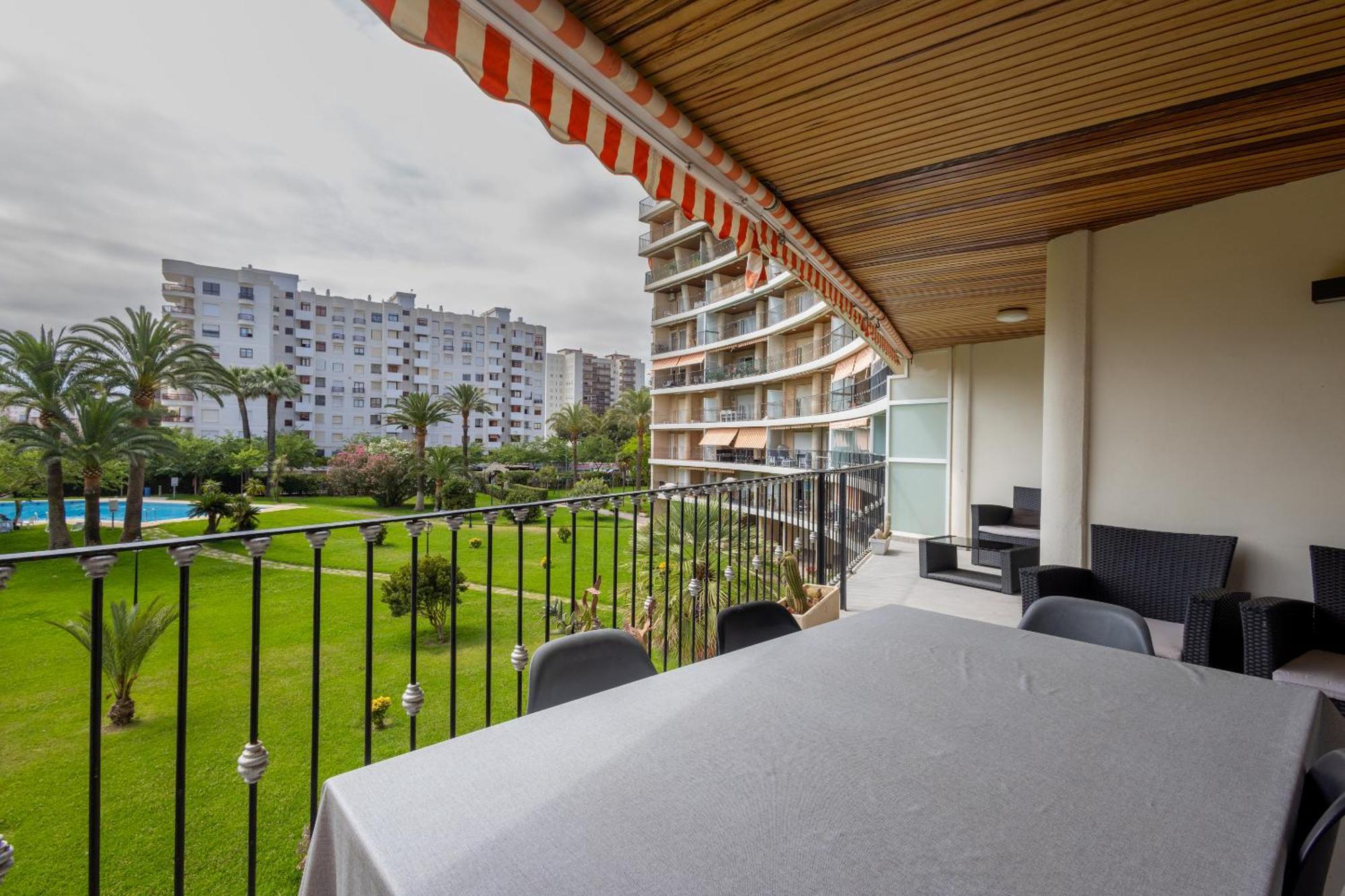 Residencia De Lujo Frente Al Mar Apartamento Playa de Gandia Exterior foto